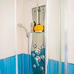 Delfines By Holidays *